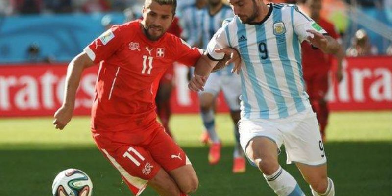 Phân tích các điểm mạnh của cầu thủ Valon Behrami 